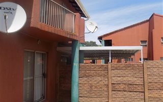 2 Bedroom Duplex in Arboretum