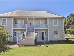 2 Bed Apartment in River Club