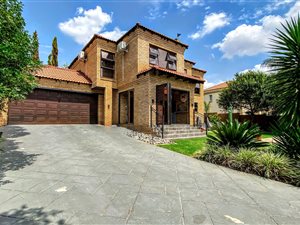 3 Bed House in Amberfield