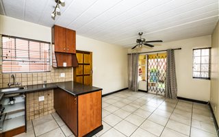 3 Bedroom Apartment in Linmeyer