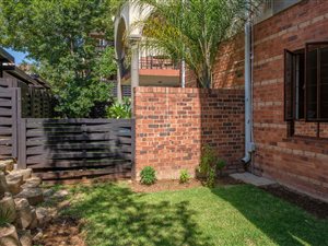 1 Bedroom Apartment in Bryanston