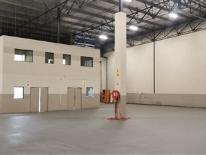 1600 m² Industrial space in Newlands West