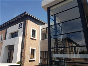 147 m² Commercial space in Randpark Ridge