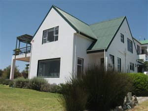 3 Bedroom House in Myburgh Park