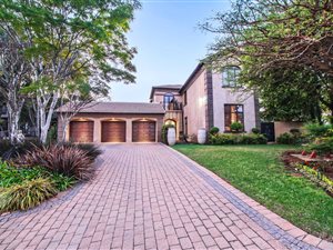 4 Bed House in Woodhill
