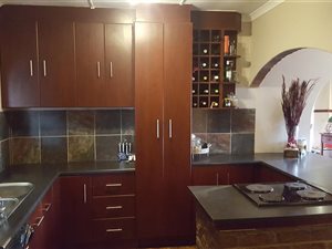 3 Bedroom House in Campher Park