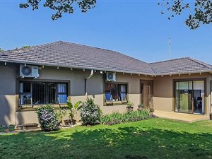 4 Bedroom House in Highlands North