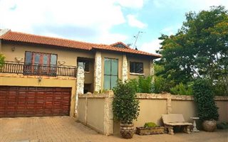 3 Bedroom Cluster in Faerie Glen