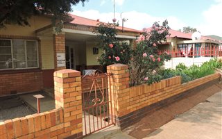 3 Bedroom House in East Geduld