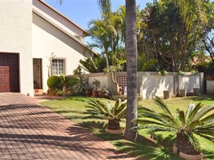 3 Bed House in Bougainvillea Estate