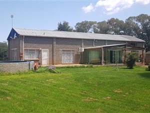 4.3 ha Farm in Bainsvlei