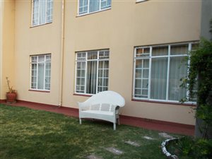 2 Bed Townhouse in Beyers Park