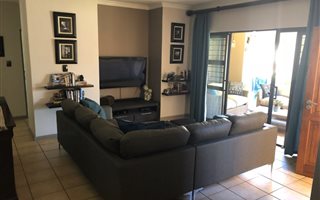 2 Bedroom Townhouse in Ravenswood