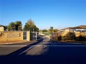 3 Bed Townhouse in D Urbanvale