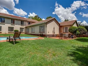 4 Bed House in Bergbron