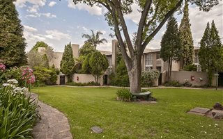 3 Bedroom Townhouse in Victory Park