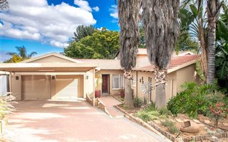 5 Bedroom House in Rooihuiskraal