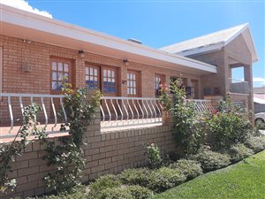 3 Bed House in Vanderkloof