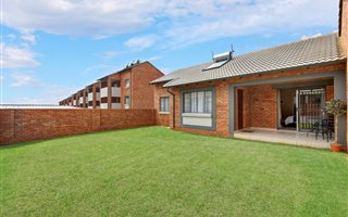 3 Bedroom Simplex in Sagewood