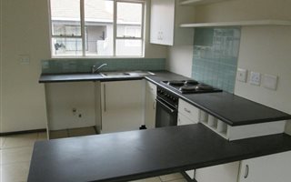 2 Bedroom Townhouse in Brenthurst