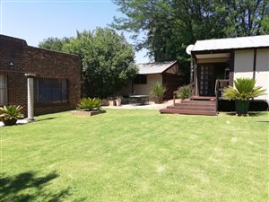 4 Bed House in Bergsig