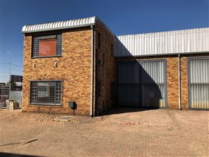166 m² Industrial space in Stormill