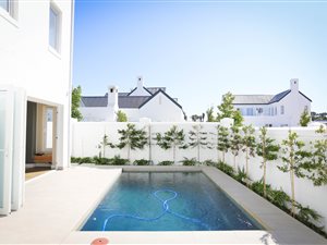 4 Bed House in Koelenhof