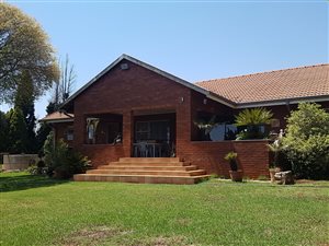 1.7 ha Farm in Tarlton