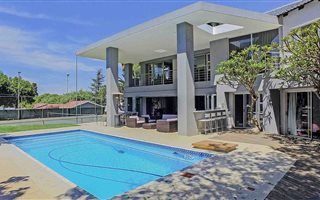 5 Bedroom House in Sandown