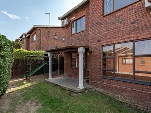 3 Bed Townhouse in Atholl Heights