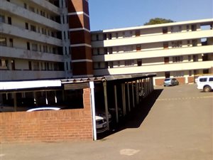2 Bed Apartment in Pinetown Central
