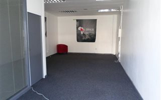 850 m² Industrial space in Beaconvale