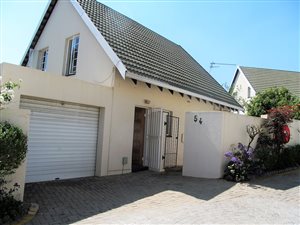 3 Bed Townhouse in Sonneglans