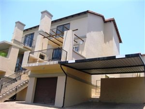 2 Bed Townhouse in La Montagne