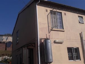 3 Bed House in Newlands East