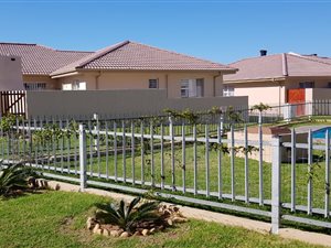2 Bed Apartment in Hartenbos