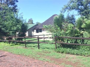 1 Bed Garden Cottage in Hennops River