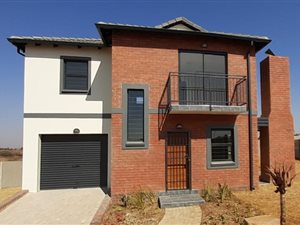 4 Bed House in Johannesburg Central