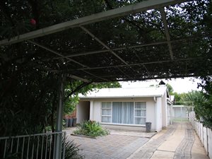 5 Bed House in Vanderbijlpark SW5