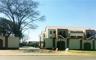 2 Bedroom Apartment in Montana Gardens