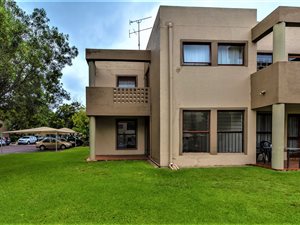 1 Bed Townhouse in Newmarket Park