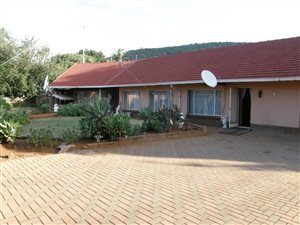 3 Bed House in Annlin