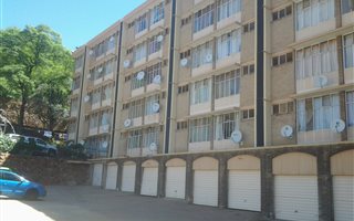 1 Bedroom Apartment in Gezina