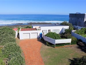 4 Bed House in Seaview