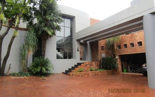 4 Bedroom Cluster in Meyersdal