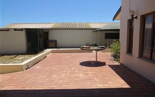 6 Bedroom House in Saldanha