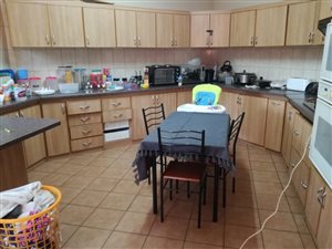 5 Bed House in Herlear