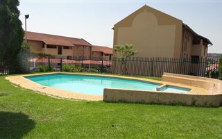 2 Bedroom Apartment in Alan Manor