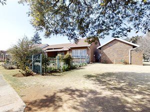 2 Bed Townhouse in Boksburg South