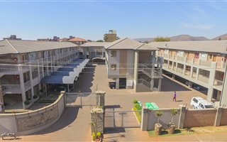 2 Bedroom Duplex in Pretoria North